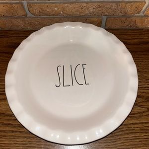 Rae Dunn SLICE Pie Plate